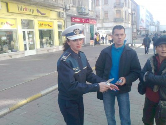 Fără incidente majore, până în acest moment, în campanie: doar două bannere furate